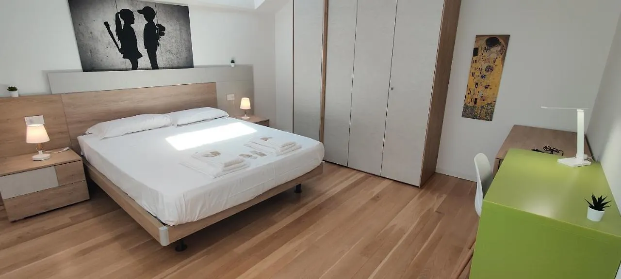 Nxt Station Deluxe Apartment Bergamo